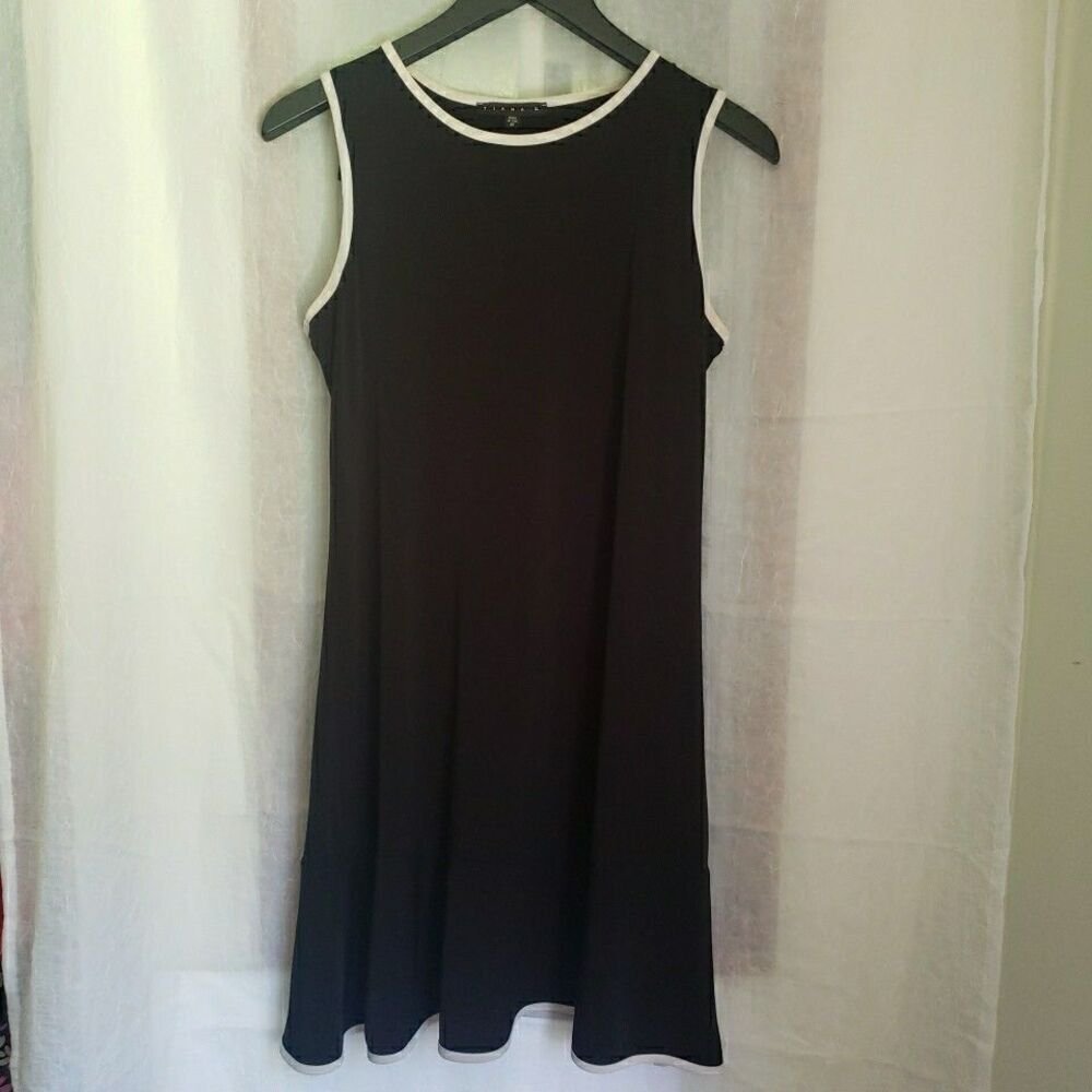Tiana B Sleeveless Shift Little Black Dress Classic Closet Timeless Women Size M